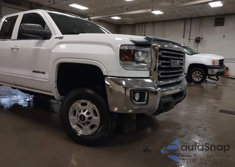 2018 GMC Sierra 2500Hd Sle z USA, uszkodzony, nr VIN 1GT22SEG0JZ334319